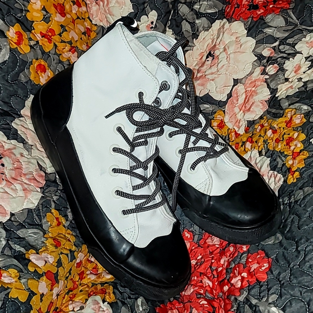 Hunter for Target Unisex Dipped Canvas High Top Sneakers Black/White M6.5-W 8.5